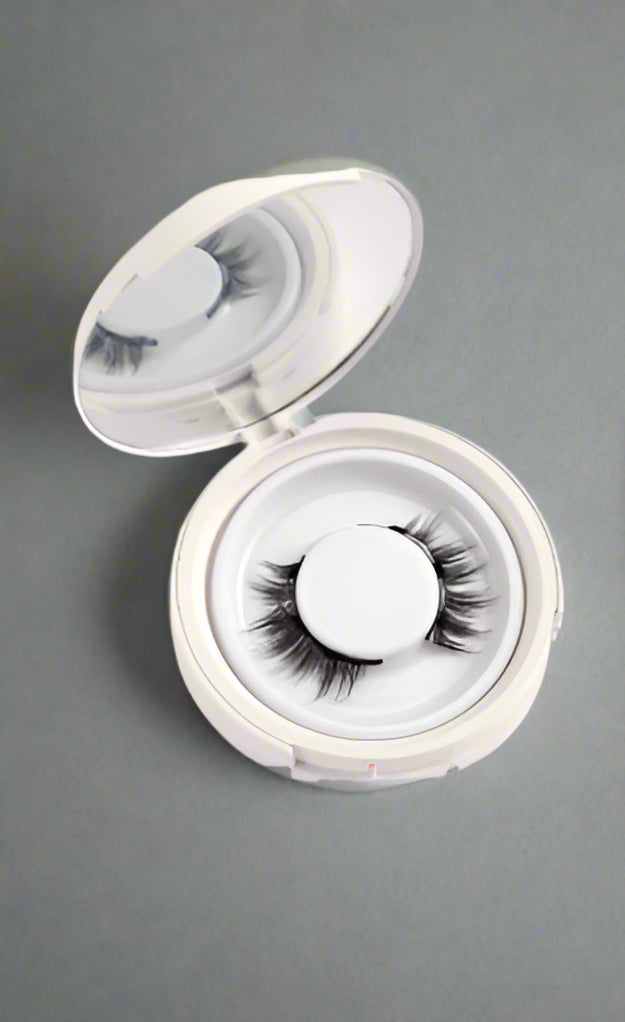 Magnetic Suction False Eyelashes Little Devil Supernatural Magnet Suit