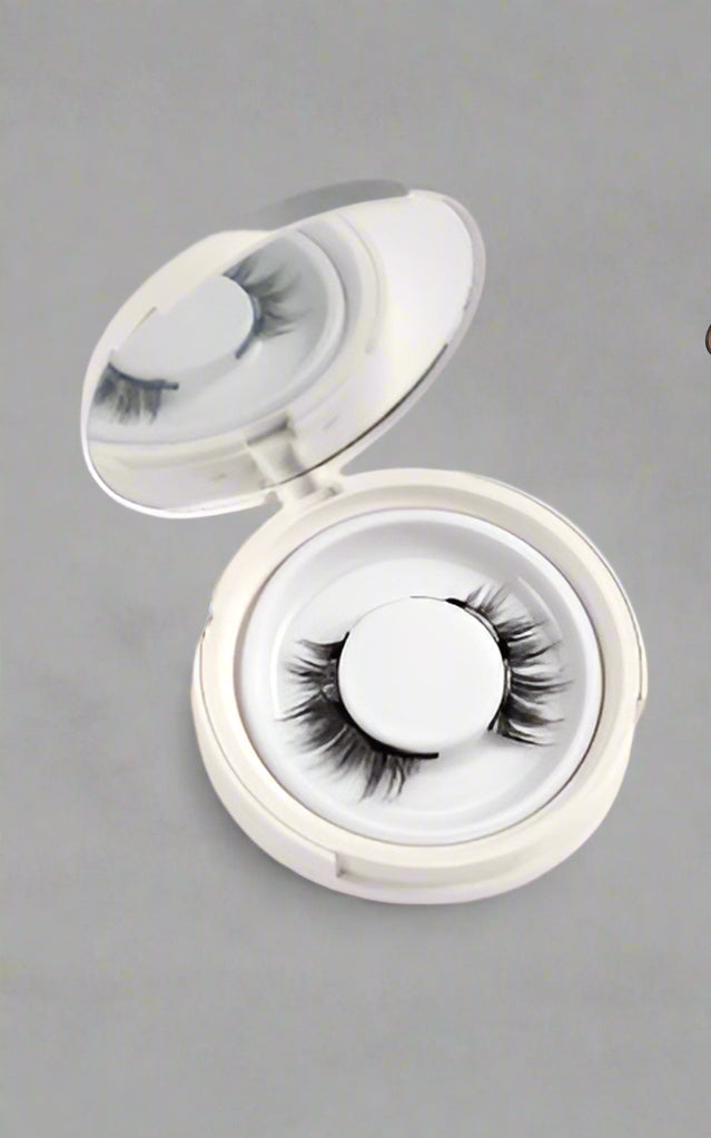 Magnetic Suction False Eyelashes Little Devil Supernatural Magnet Suit